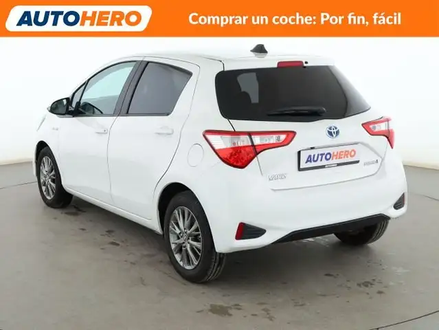 Toyota Yaris view 4