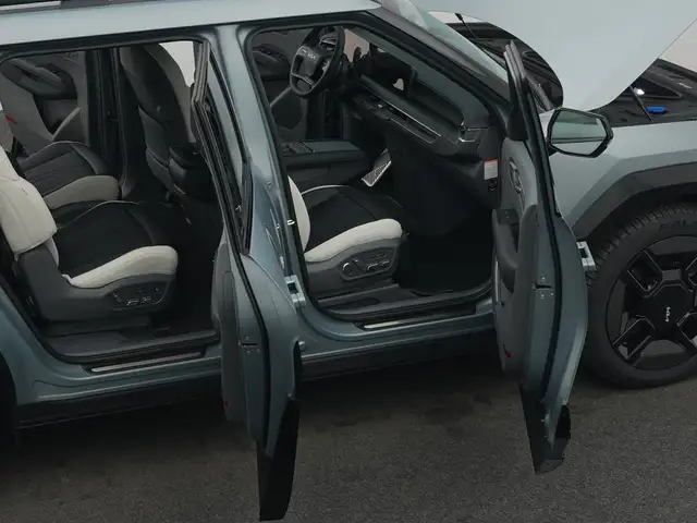 Kia Ev9 view 12