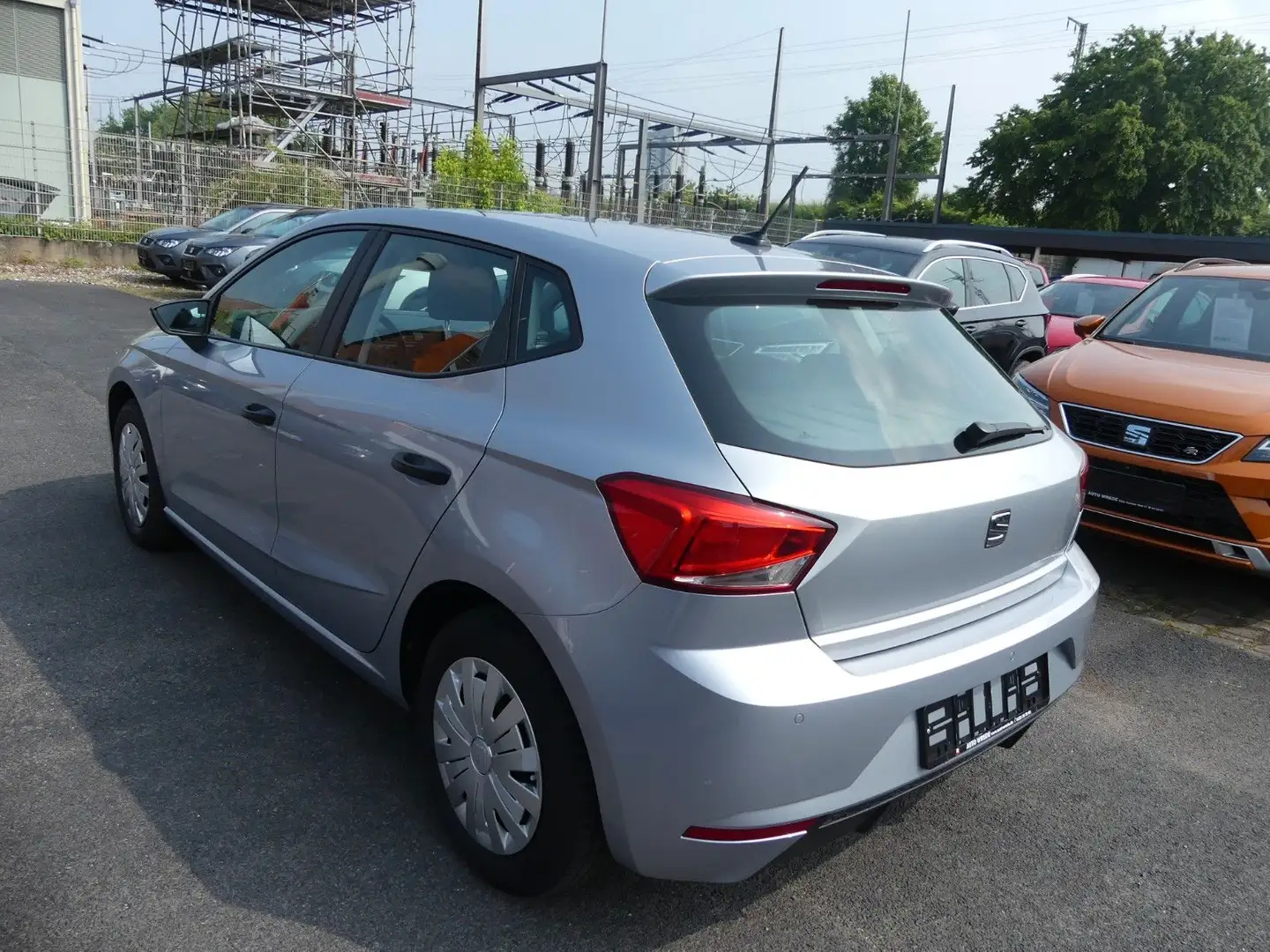 SEAT Ibiza Reference 1,0  59KW (80PS) Silber - 2