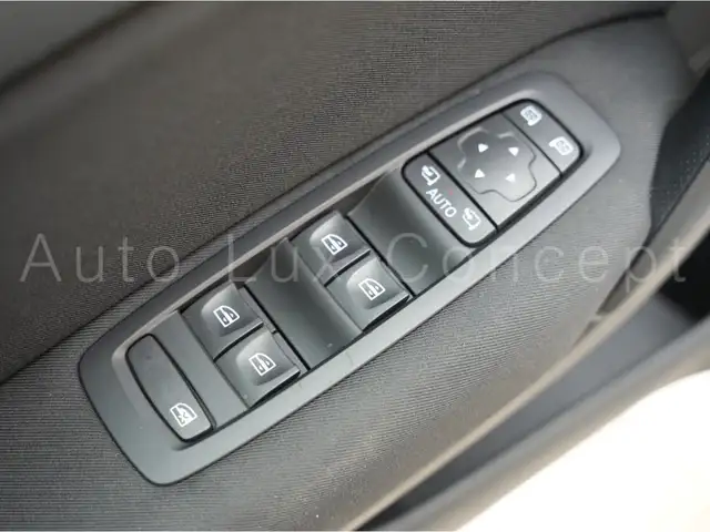 Renault Megane view 15