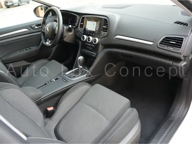 Renault Megane view 6