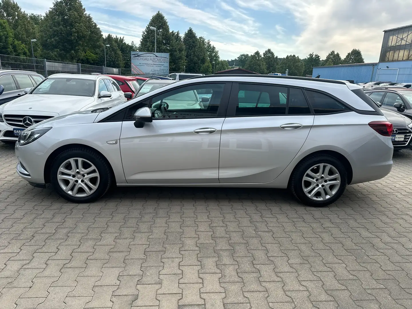 Opel Astra 1.6 CDTI*AHK*Navi*Klima*Tempo*Parkpilot Grau - 2