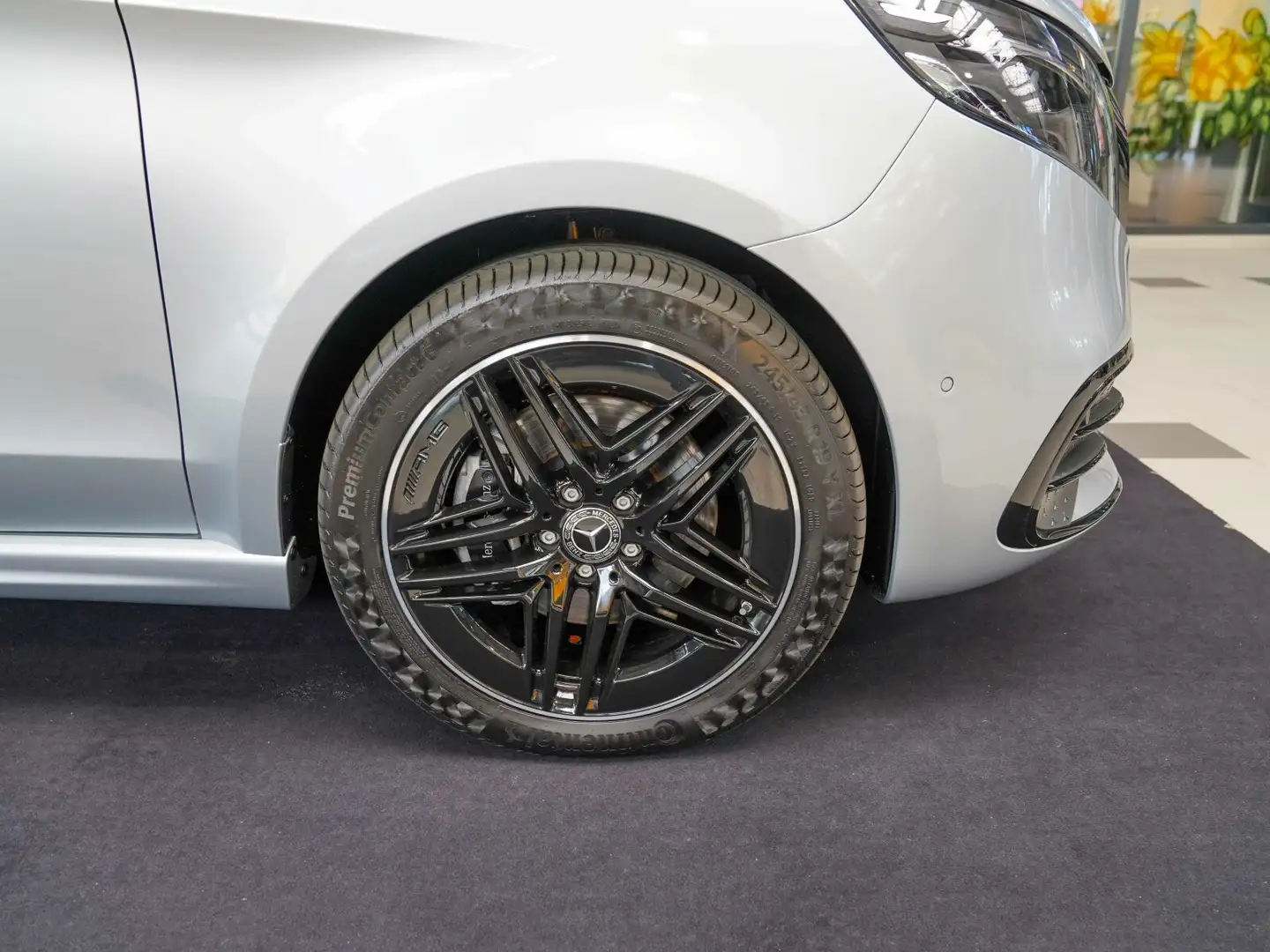 Mercedes-Benz V 250 V 250 d AVANTGARDE Lang AMG Line Night Airmatic Срібний - 2