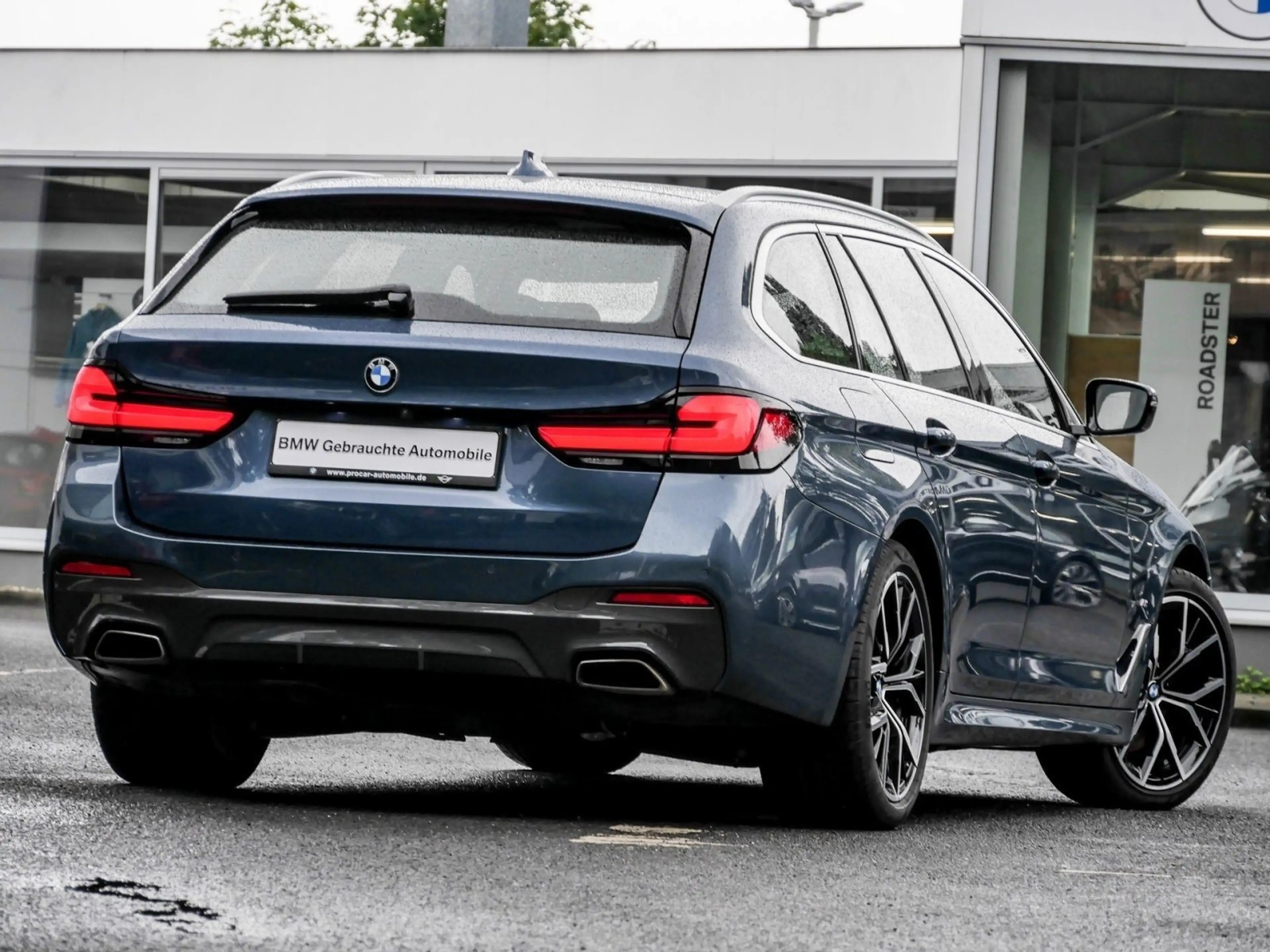BMW 540 d xDrive M SPORT+H/K+PANO+HUD+RFK+NAVI+STANDHZG+AD — photo 2