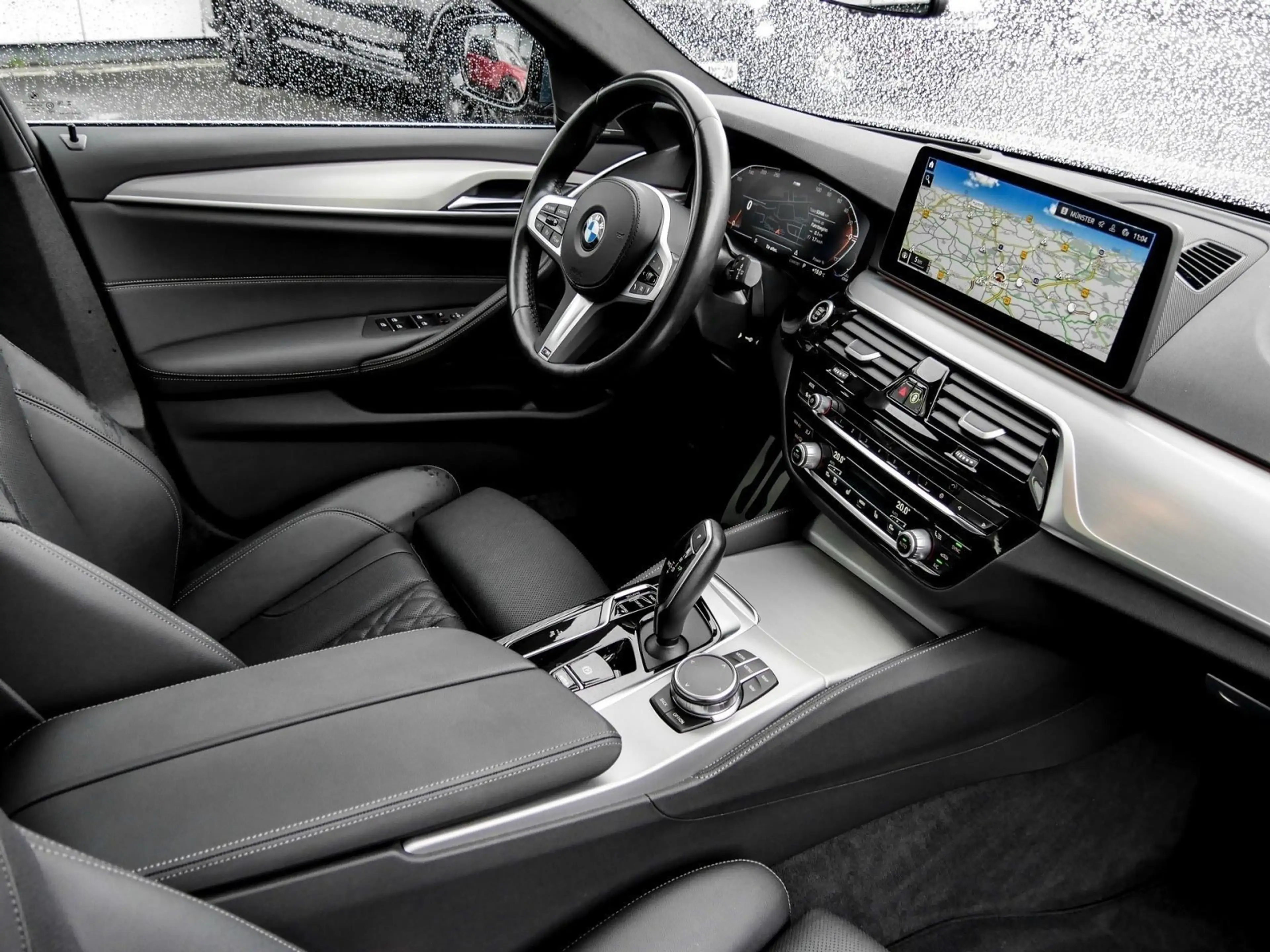 BMW 540 d xDrive M SPORT+H/K+PANO+HUD+RFK+NAVI+STANDHZG+AD — photo 3