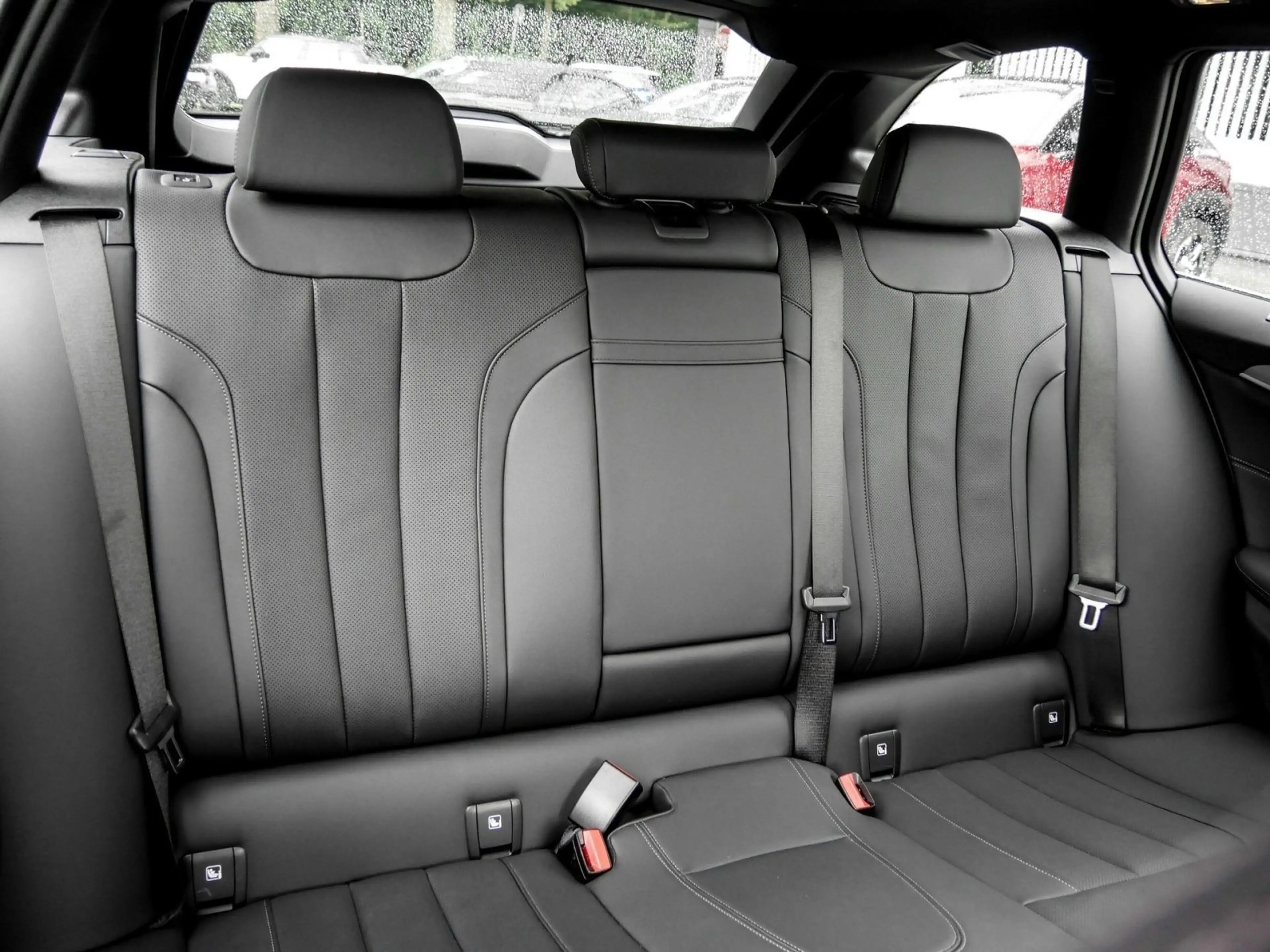 BMW 540 d xDrive M SPORT+H/K+PANO+HUD+RFK+NAVI+STANDHZG+AD — photo 5