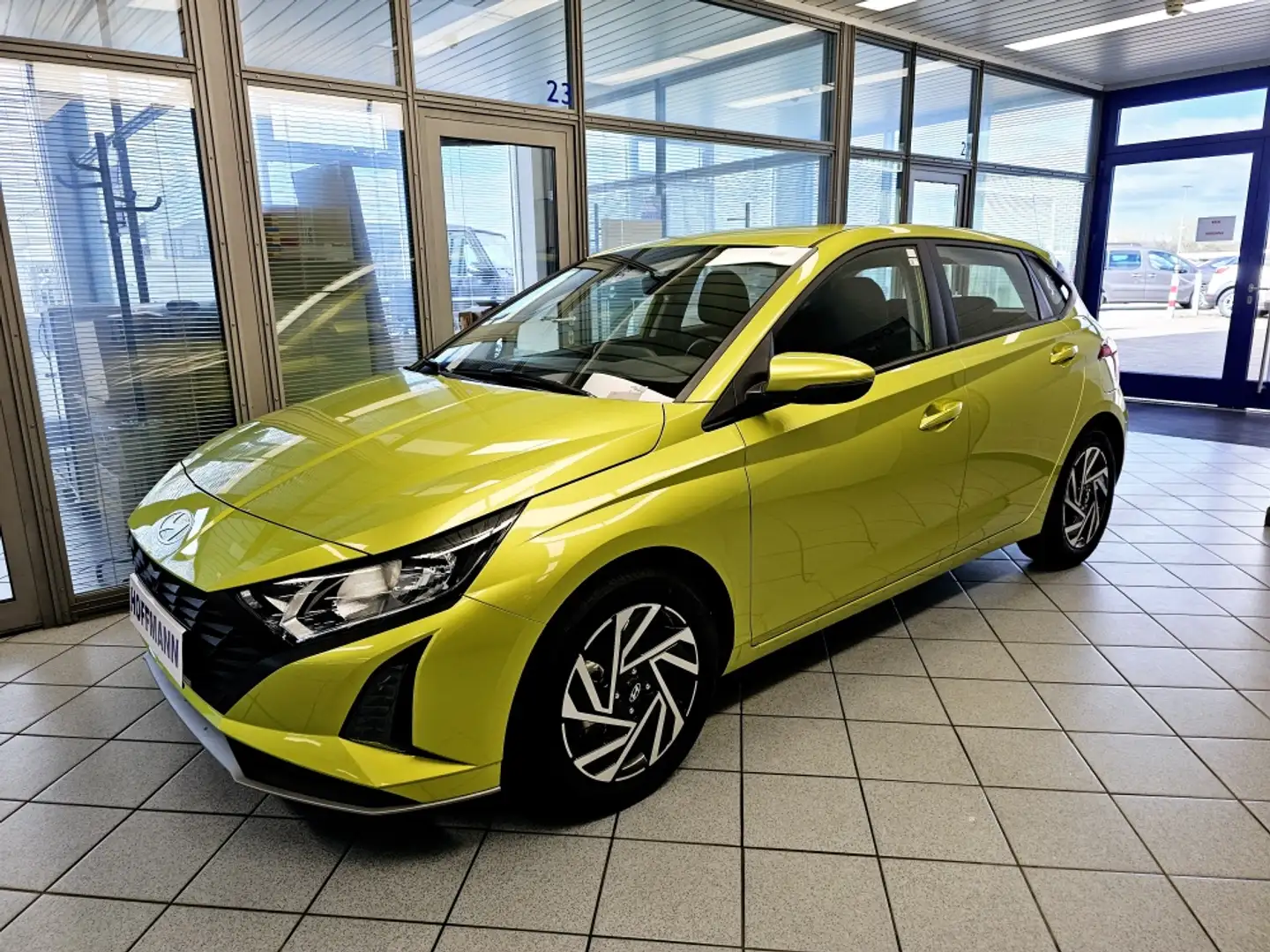 Hyundai i20 Navi,Kamera,Alu,Sitzhzg.,abged.Scheiben Żółty - 2