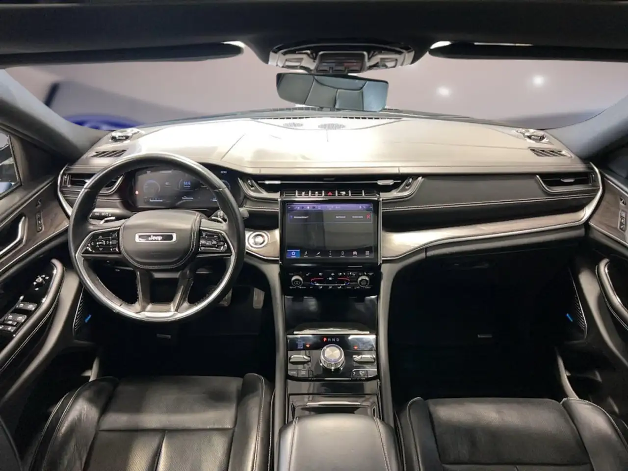 Jeep Grand Cherokee снимка Jeep Grand Cherokee
