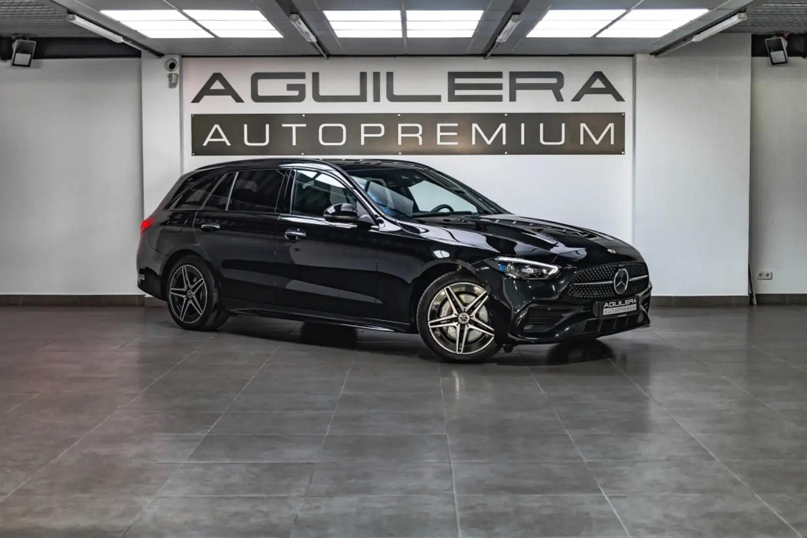Mercedes-Benz C 300 Estate de 9G-Tronic Negro - 1