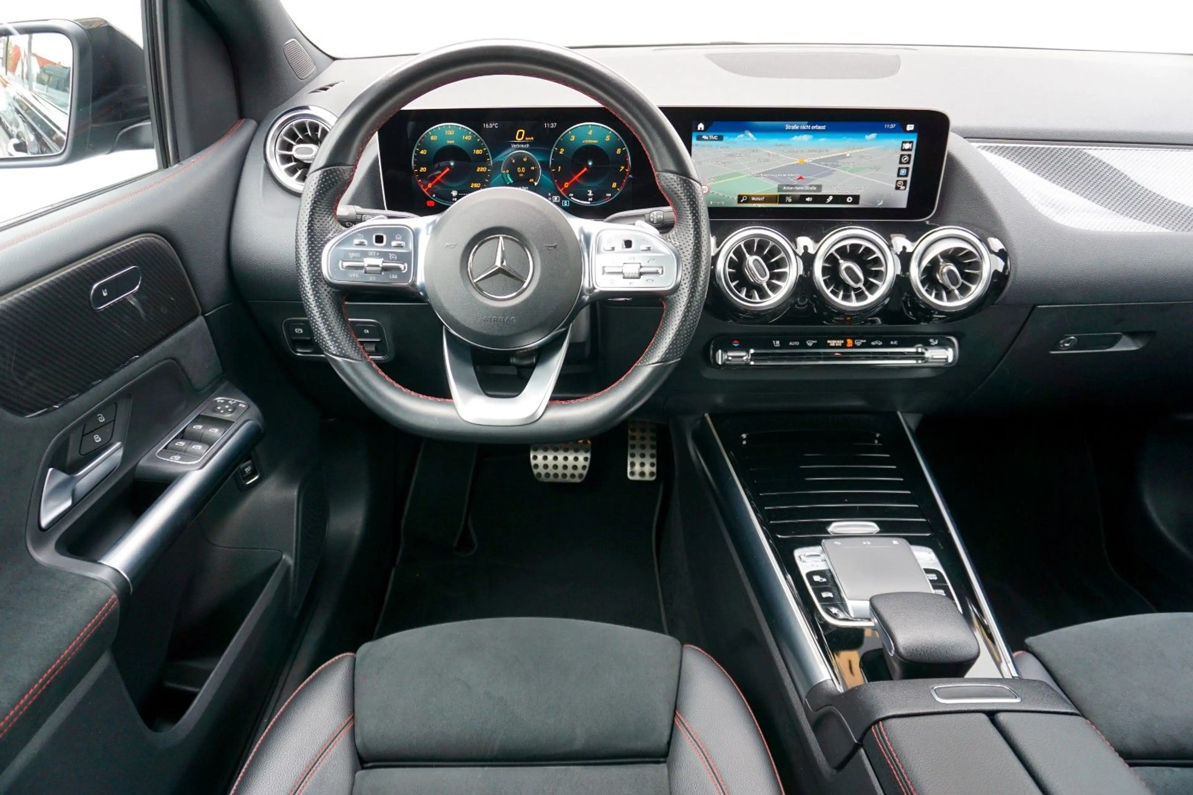 Mercedes-Benz B 250 4M AMG-Line~Navi~MBux~LED~NightP~CarPl~DAB — photo 14