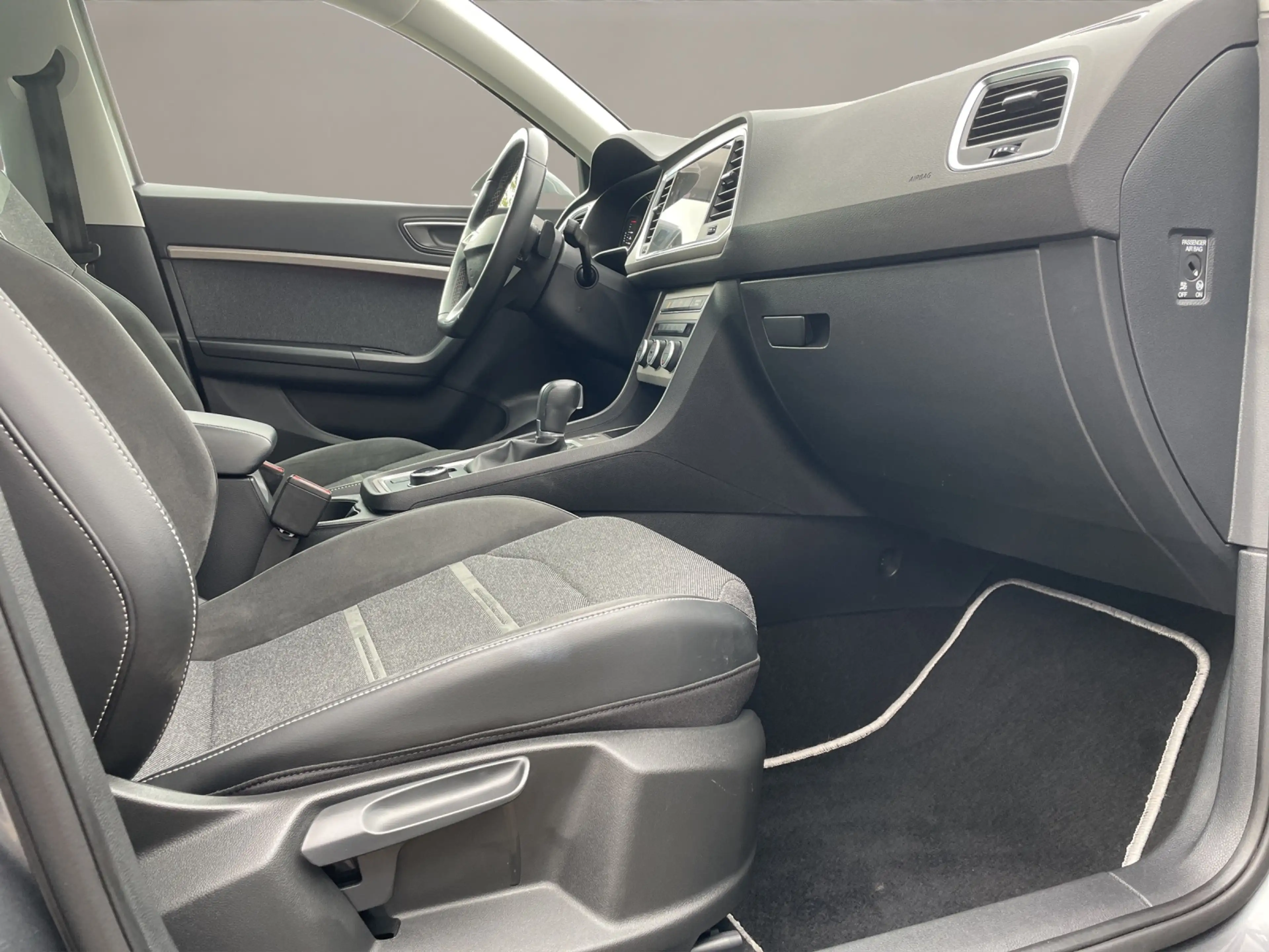 SEAT Ateca 1.5 TSI Xperience LED NAVI AHK ACC FULL-LINK LM — photo 13