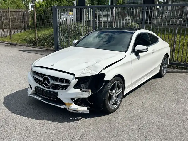 Mercedes-Benz C 180 C Coupe AMG LED PANO