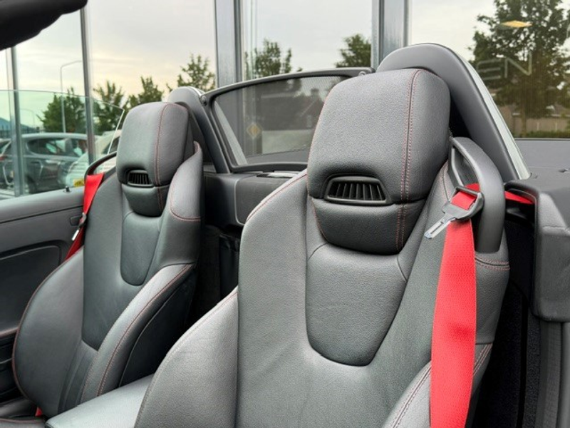 Mercedes-Benz SLK 200 AMG Pano Leder — photo 18
