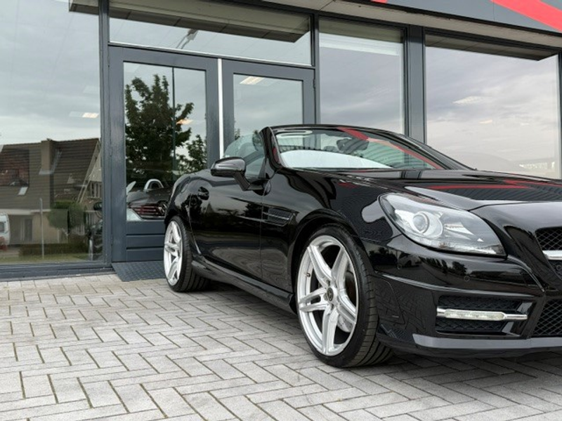 Mercedes-Benz SLK 200 AMG Pano Leder — photo 7