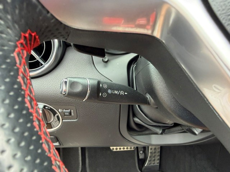 Mercedes-Benz SLK 200 AMG Pano Leder — photo 24