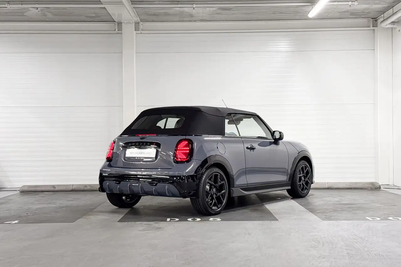 MINI John Cooper Works Cabrio 2026 — фото 10