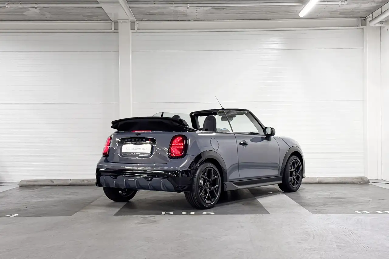 MINI John Cooper Works Cabrio 2026 — фото 11