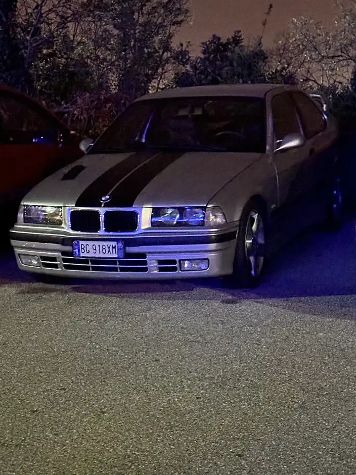 BMW 318tds compact, foto 5