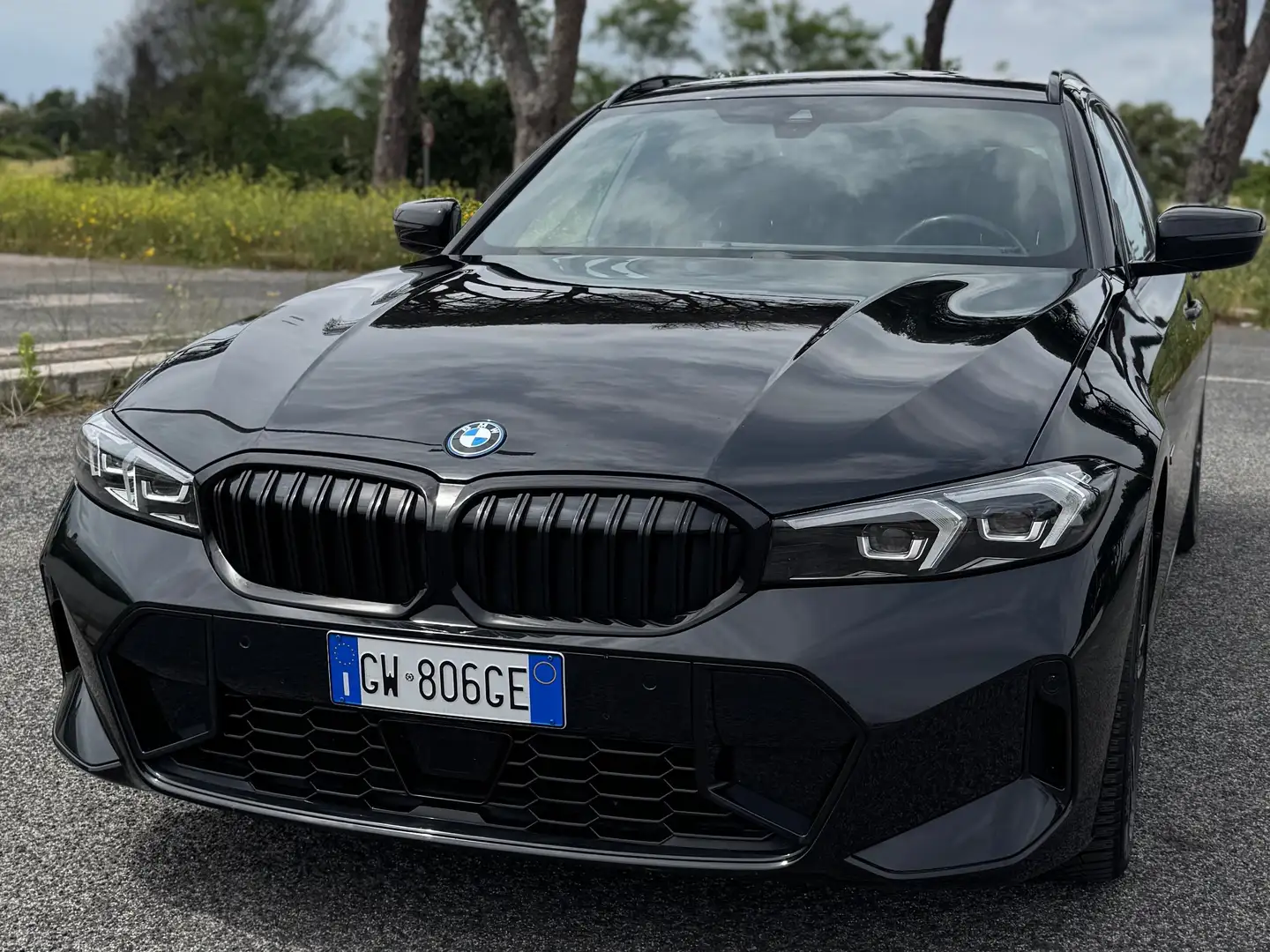 BMW 320 320e Touring MSport auto Nero - 1