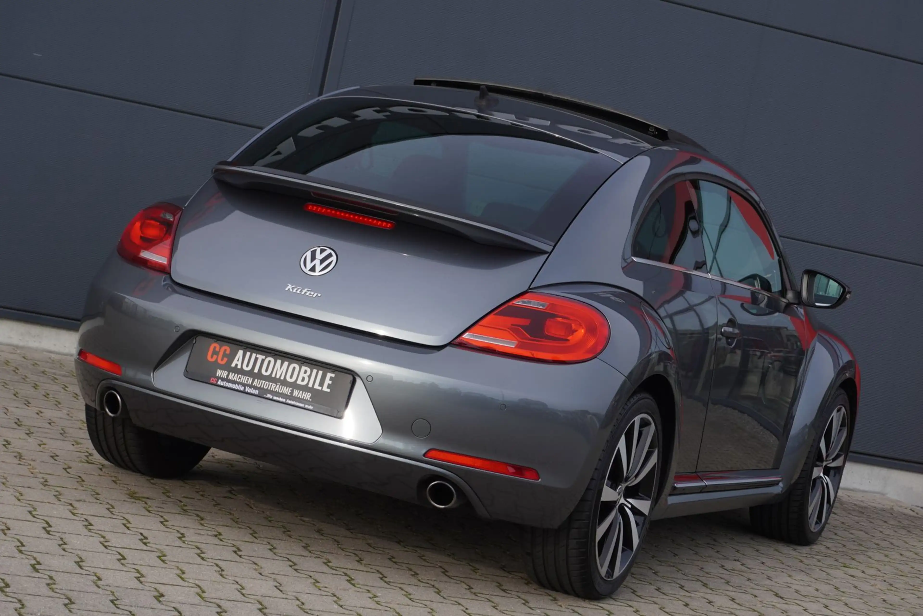 Volkswagen Beetle 2.0 TSI Sport/Panorama/Fender/19Zoll/Navi — photo 5