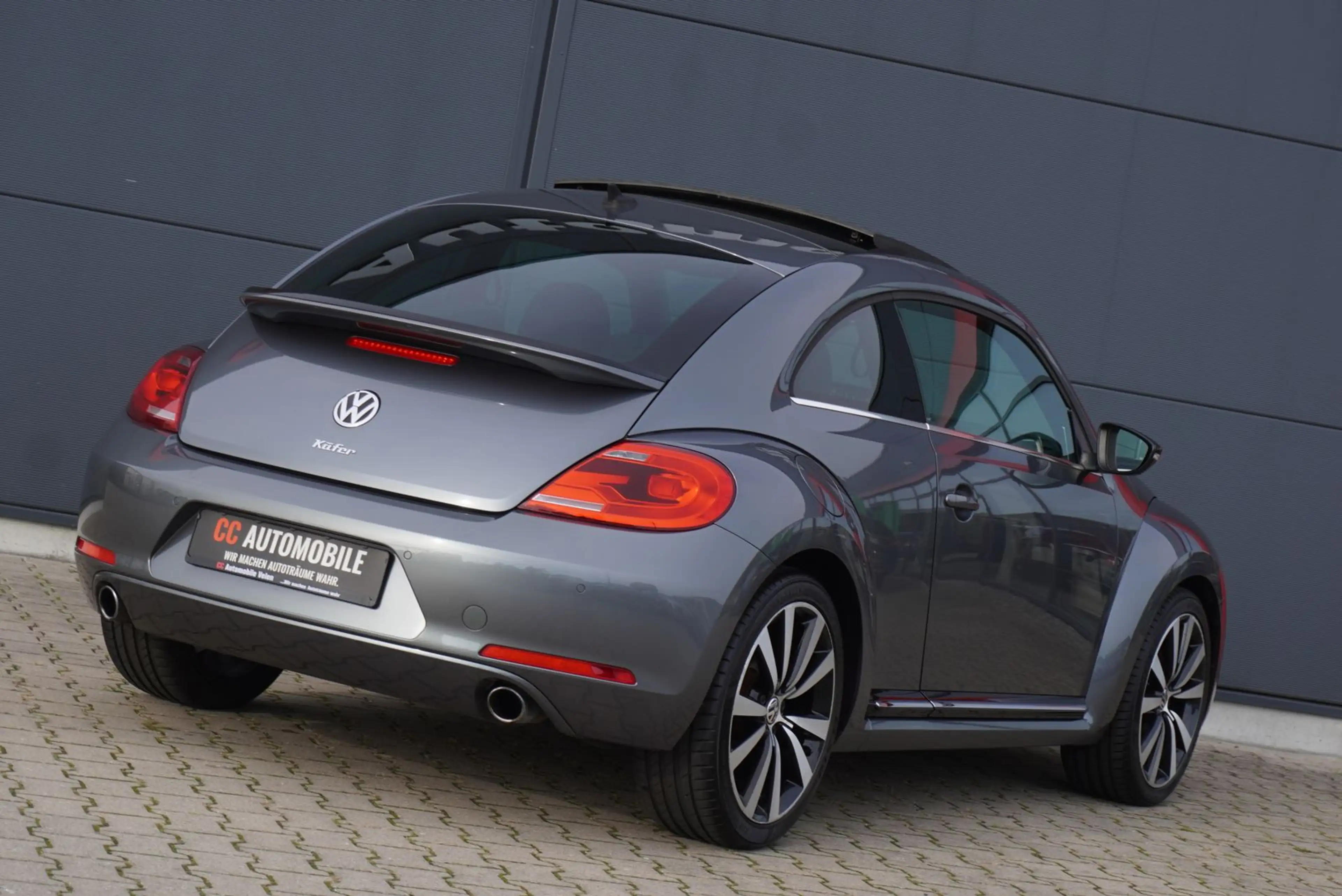 Volkswagen Beetle 2.0 TSI Sport/Panorama/Fender/19Zoll/Navi — photo 6