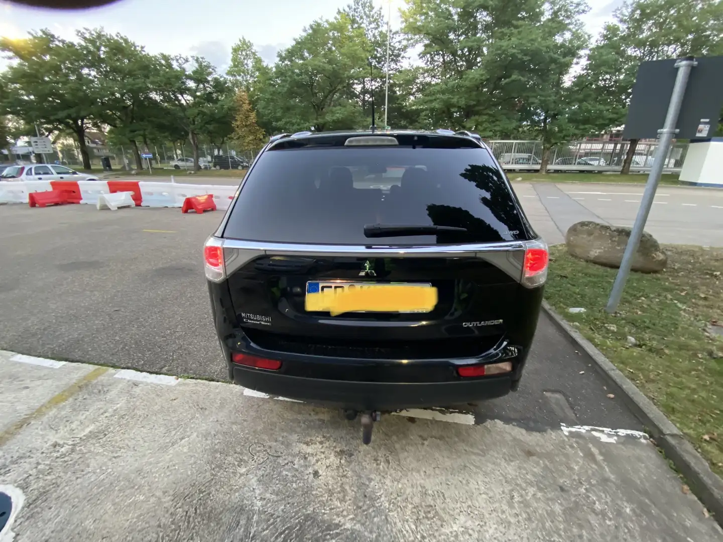 Mitsubishi Outlander 2.2 DI-D 4WD Instyle - 1