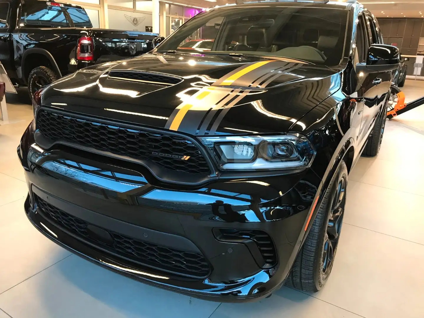 Dodge Durango R/T  *7-SITZER*LPG*AHK*Hemi-Orange* Zwart - 1