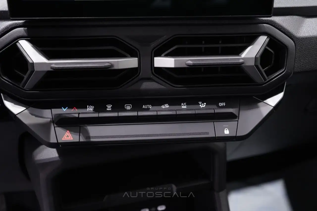 Dacia Duster 2026 — фото 17