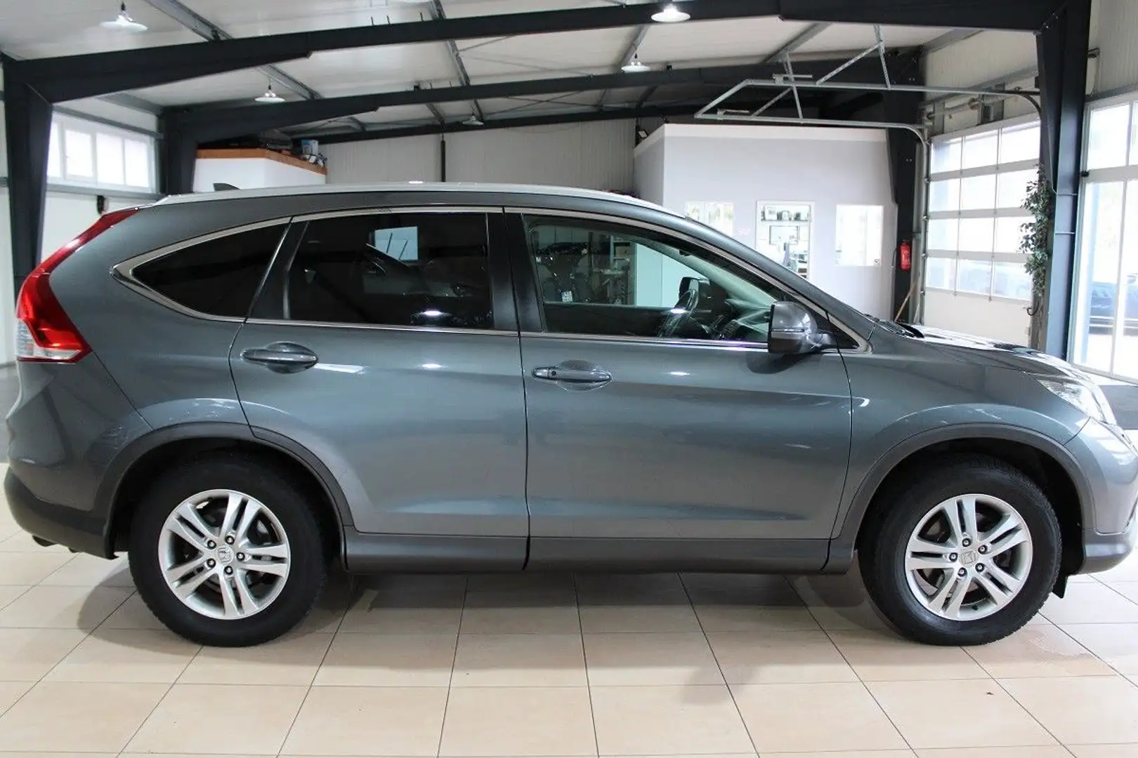 Honda CR-V Executive 4WD 2,2 DIESEL*1.HAND*AHK*PDC*LED Grau - 2
