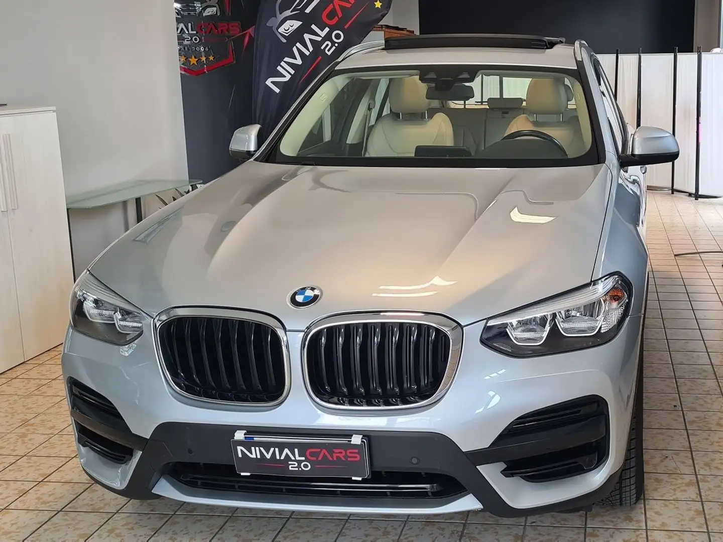 BMW X3 sdrive 2.0D 150cv autom TETTO-PELLE-TG UFF. BMW Argento - 1