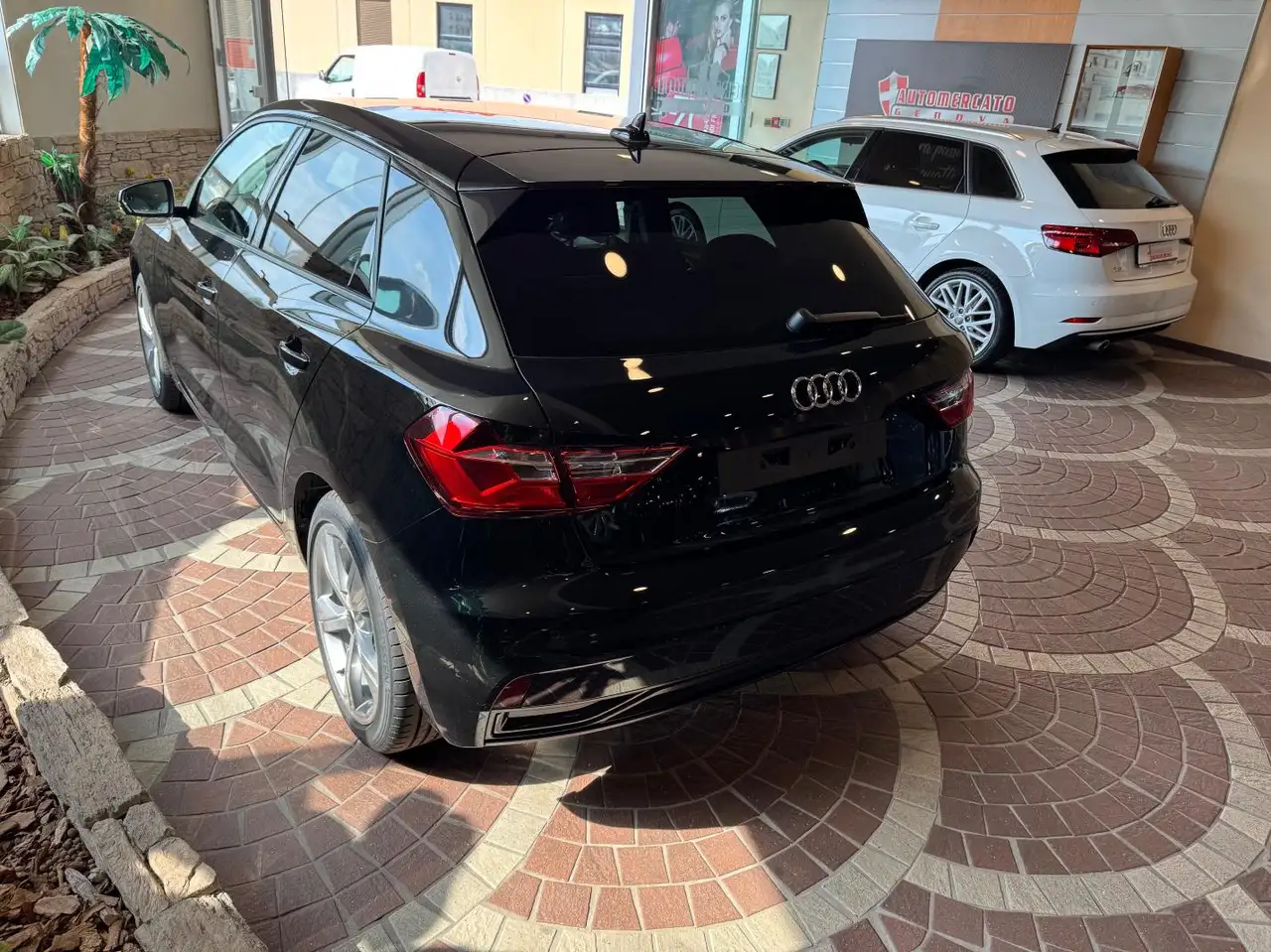 Audi A1 30 TFSI S tronic Business 4