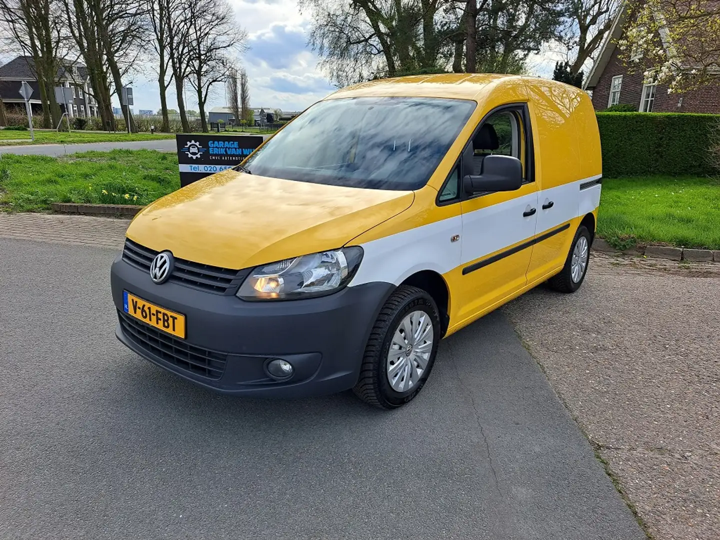 Volkswagen Caddy 1.6 TDI Airco/Bluetooth/Navi Gelb - 2