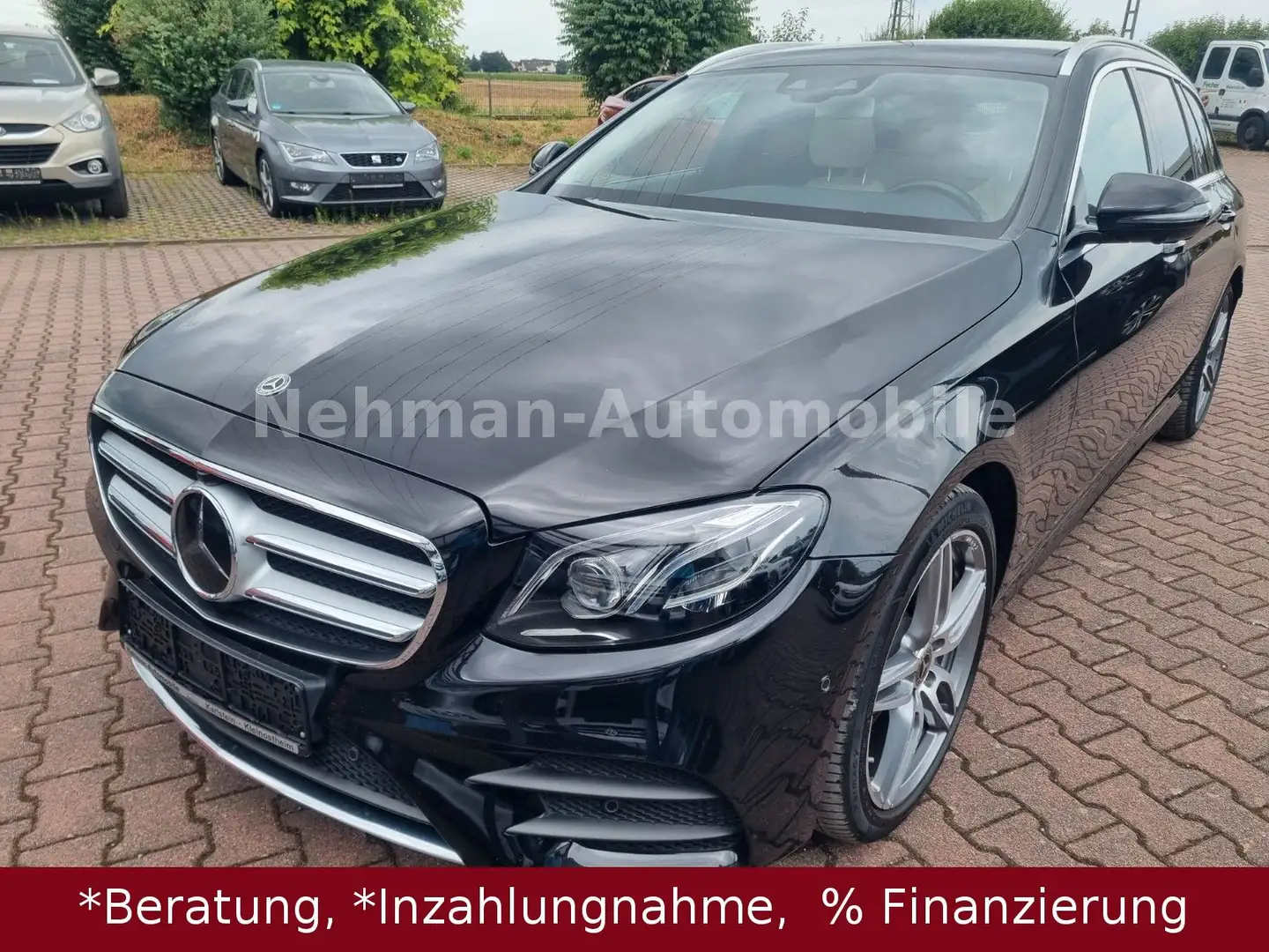 Mercedes-Benz E 220 E -Klasse T-Modell E 220 d AMG Line Schwarz - 1