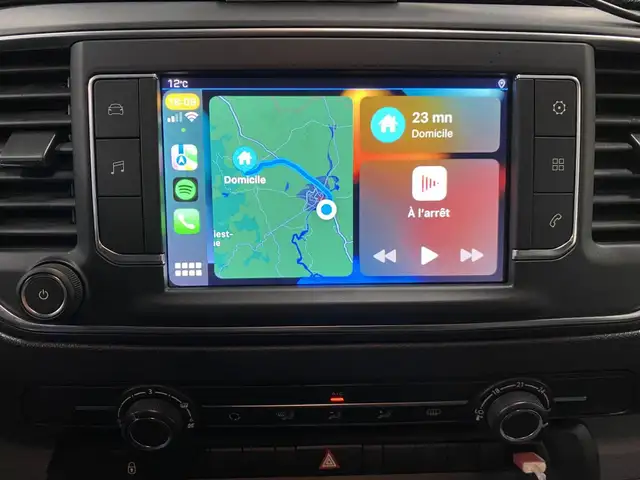 Peugeot Traveller view 8