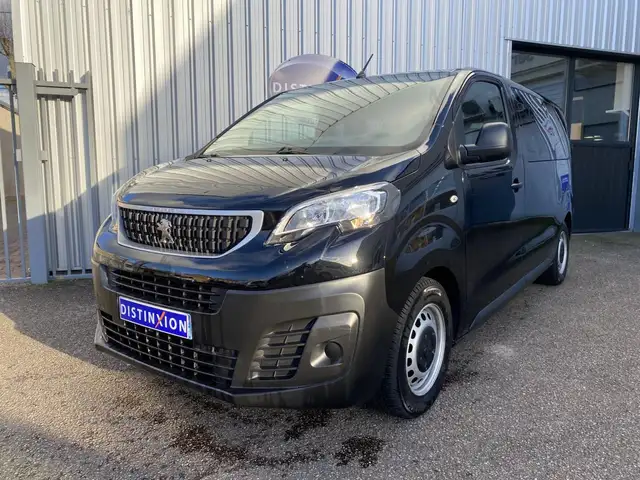 Peugeot Traveller view 2