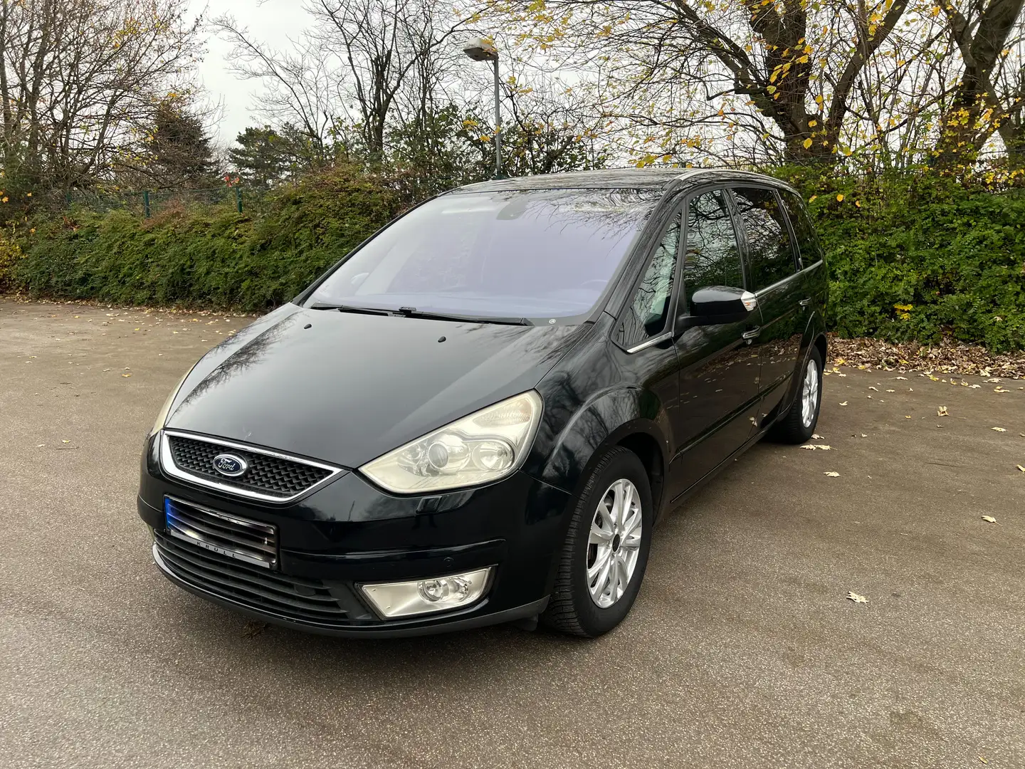 Ford Galaxy Ghia 2,2 TDCi Schwarz - 2