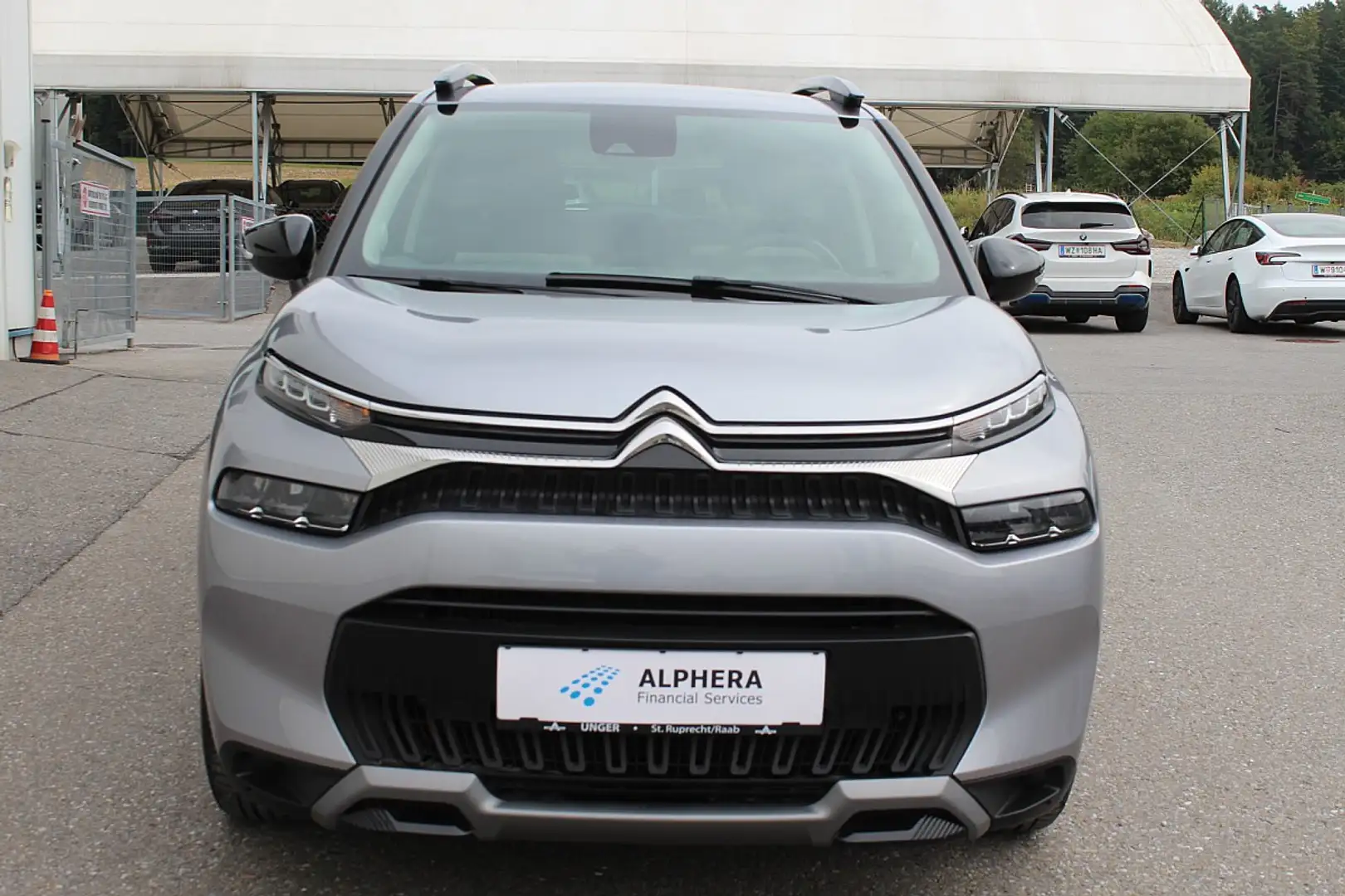 Citroen C3 Aircross PureTech110 S&S 6-Gang-Manuell Plus Grau - 2