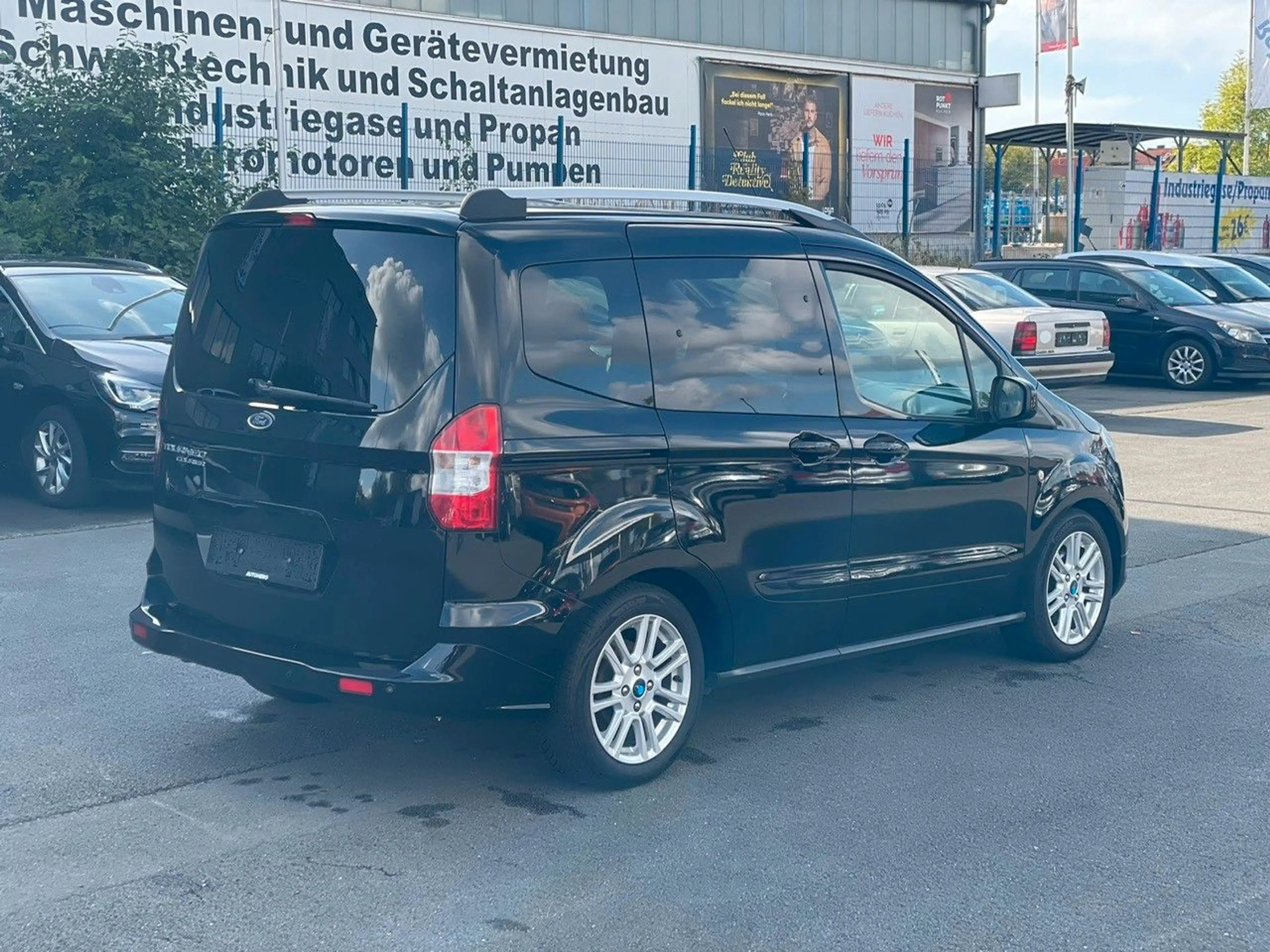 Ford Tourneo Courier Titanium, TOP, Zahnriemen neu — photo 6