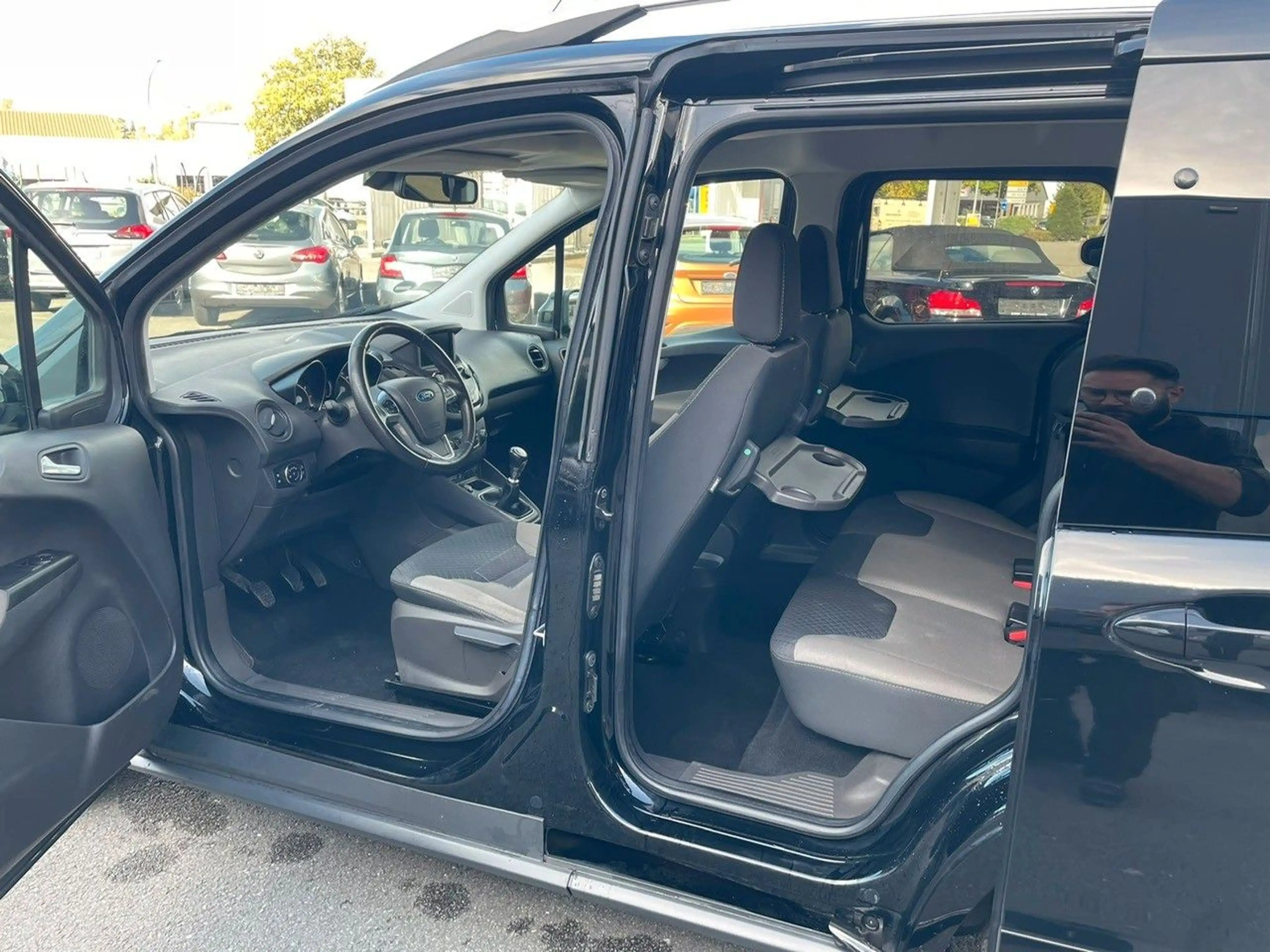 Ford Tourneo Courier Titanium, TOP, Zahnriemen neu — photo 12