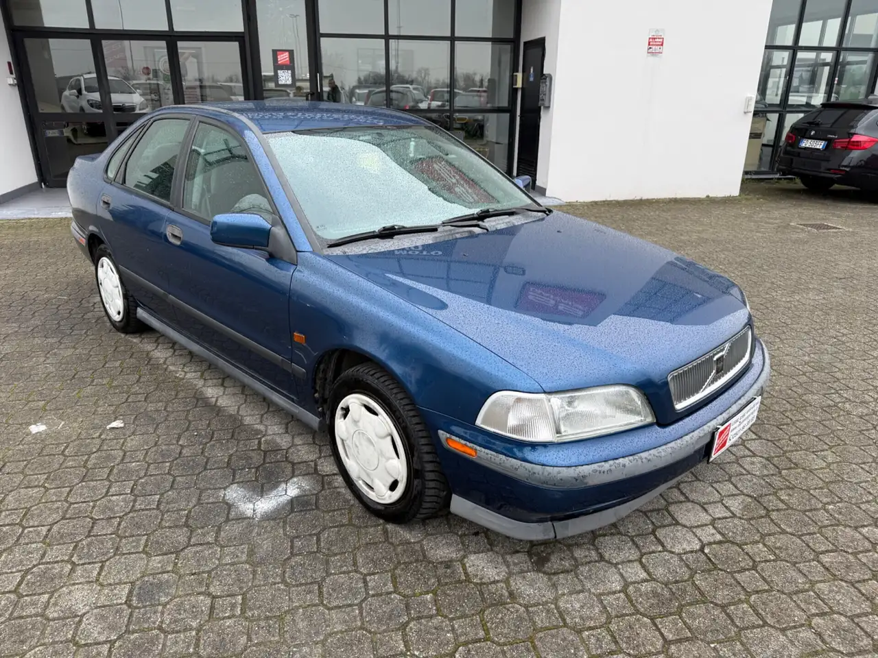 Volvo S40 1.9 td Prestige, foto 2