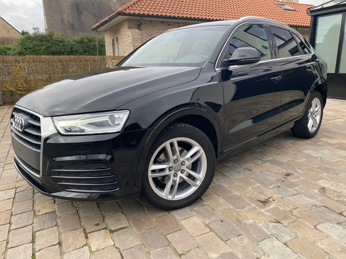 Audi Q3 1.4 TFSI S tronic sport - 1