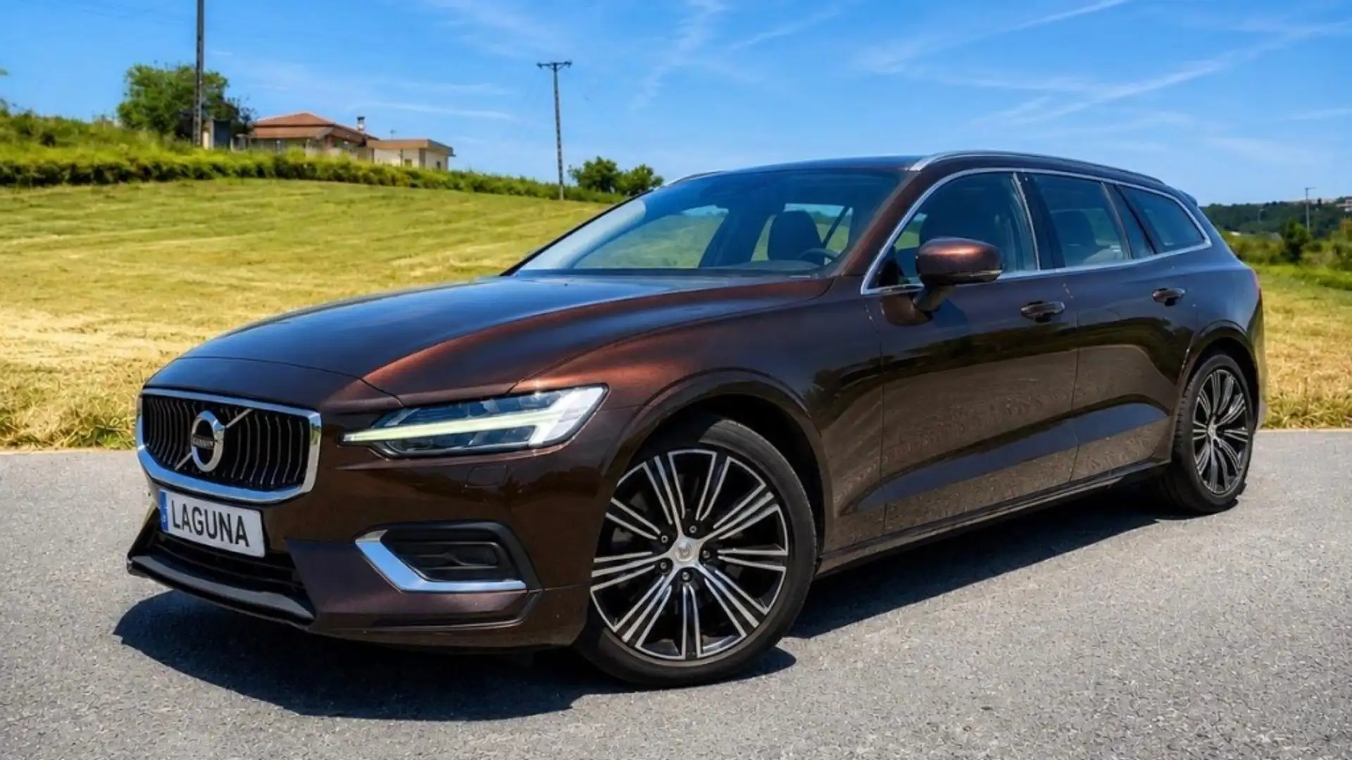 Volvo V60 D3 Inscription Aut. Marrón - 1