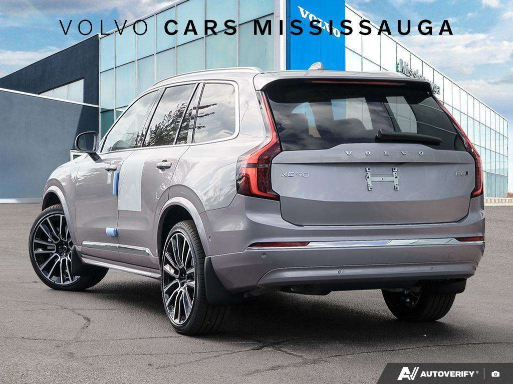 2026 Volvo XC90 B6 AWD Plus Bright Theme 7-Seater thumb 31