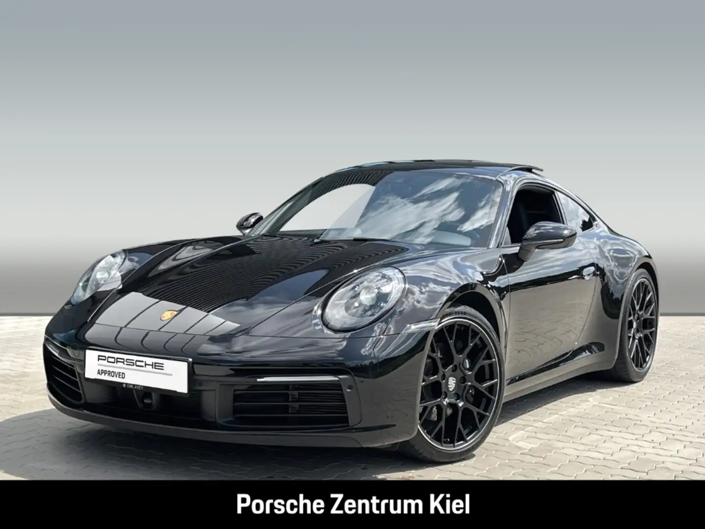 Porsche 992 911 Carrera 4 BOSE LED-Matrix Surround View Schwarz - 1