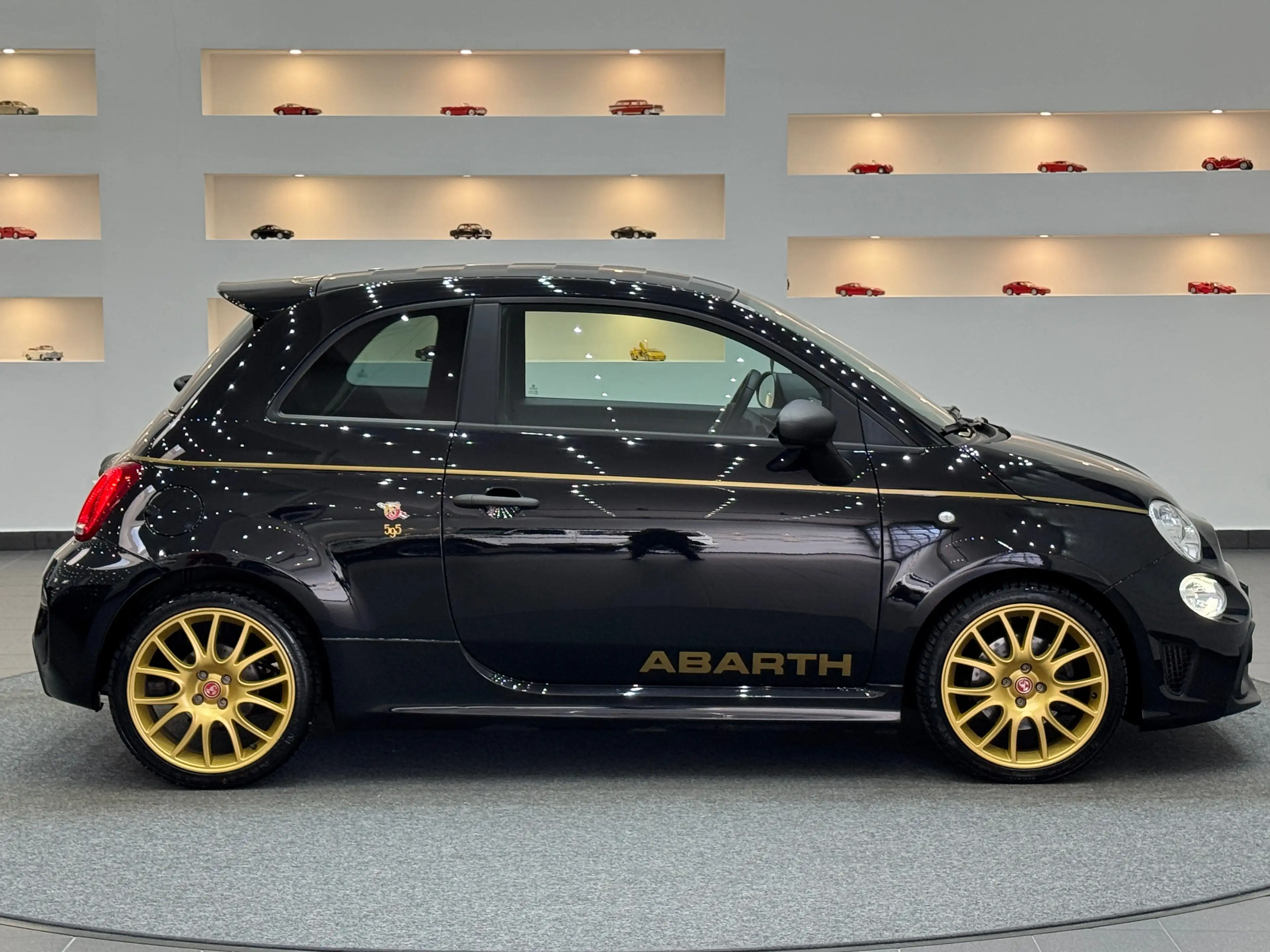 Abarth 595 Scorpioneoro *Schalter*Sondermodell*Bi-Xenon* — photo 5