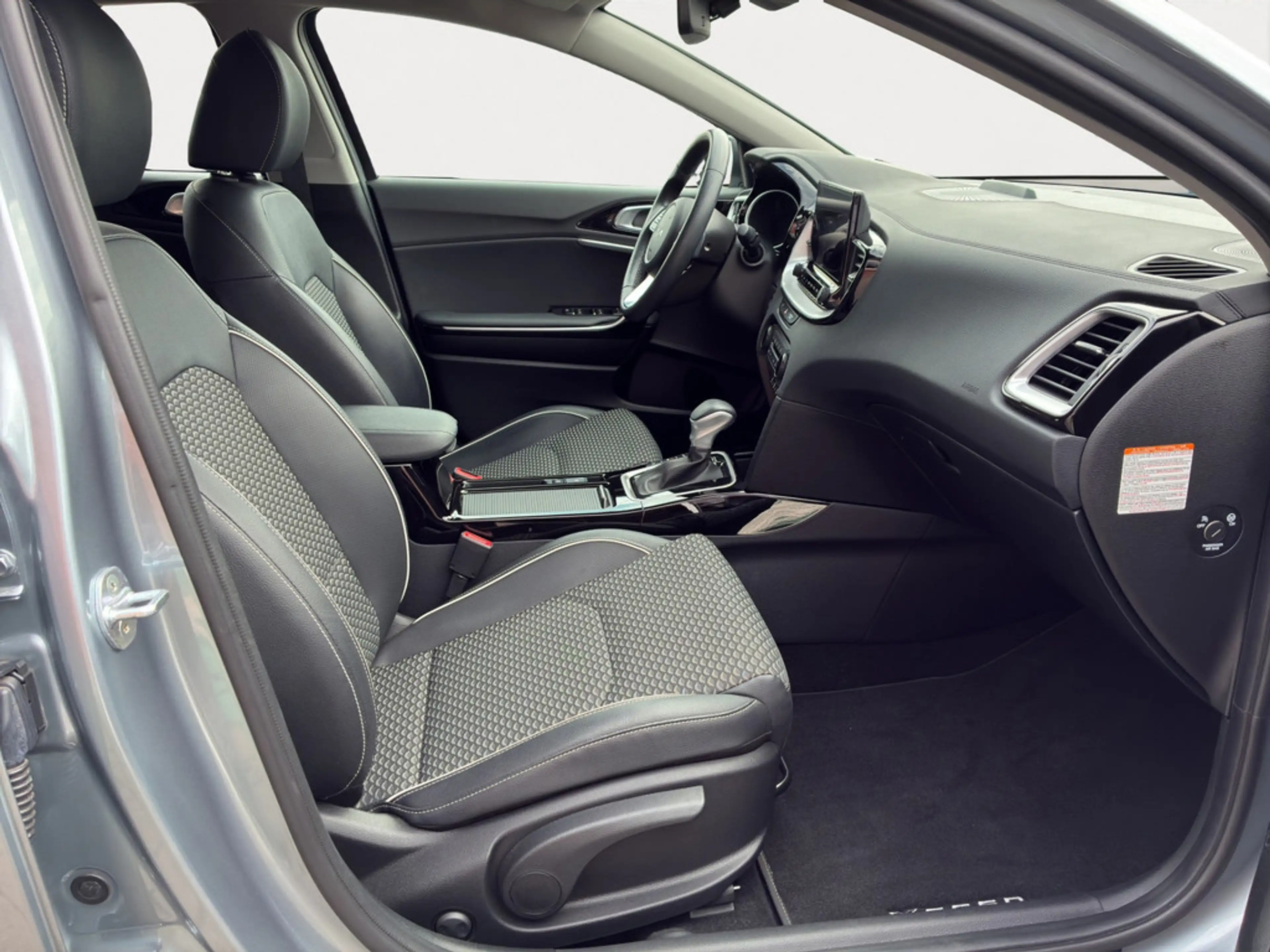 Kia XCeed 1.6 PHEV Spirit | NAVI | SHZ | SITZ-MEMORY — photo 14