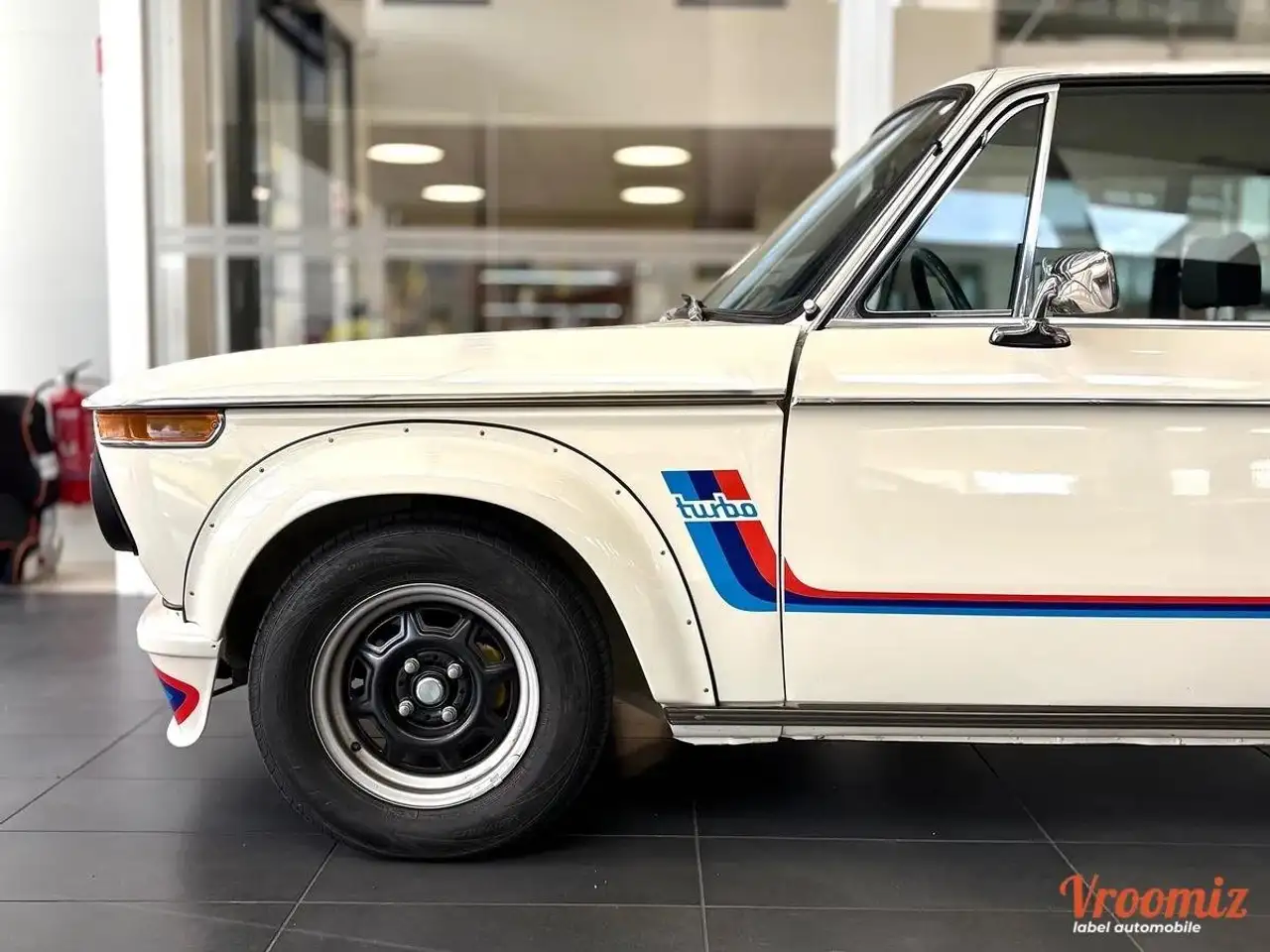 BMW 2002 Turbo - 170CH - 1975 - Chamonix White - Matching Numbers - CERTIFIER AUTHENTIQUE, foto 8