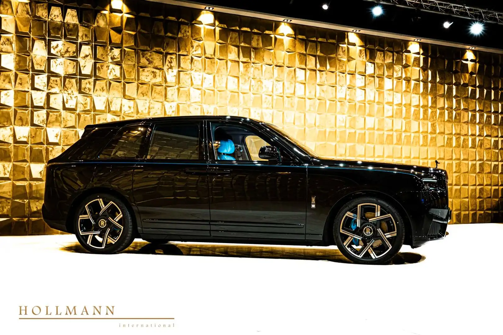 Rolls-Royce Cullinan SERIES II BLACK BADGE +  MY2026 Zwart - 2