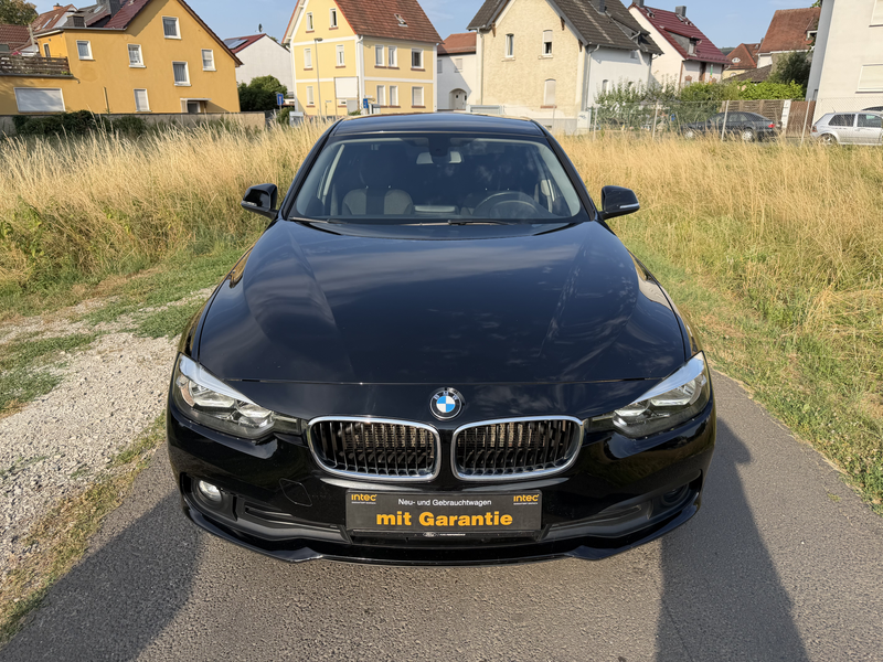 BMW 318 318 i*SHZ*Navi*PDC*19 Zoll Alufelgen* — photo 2