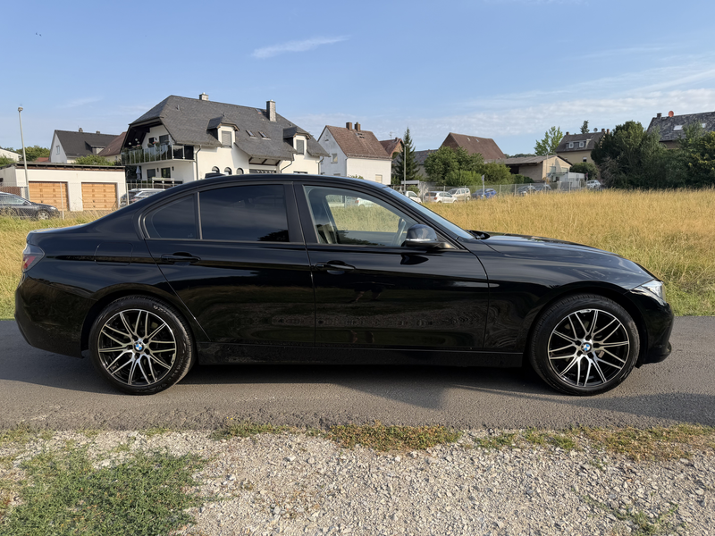BMW 318 318 i*SHZ*Navi*PDC*19 Zoll Alufelgen* — photo 4